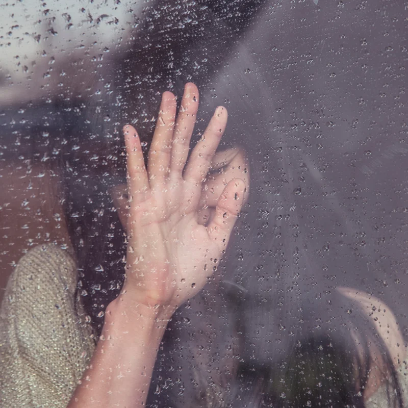 Afscheid, Regen, Pijn, Photo by Milada Vigerova on Unsplash